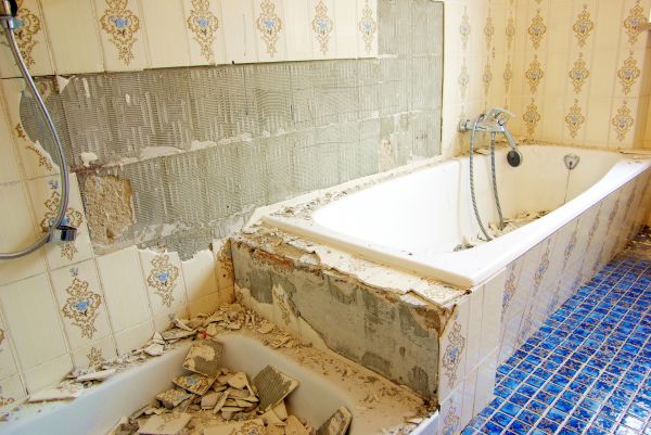 Bathtub Demolition in Lebanon